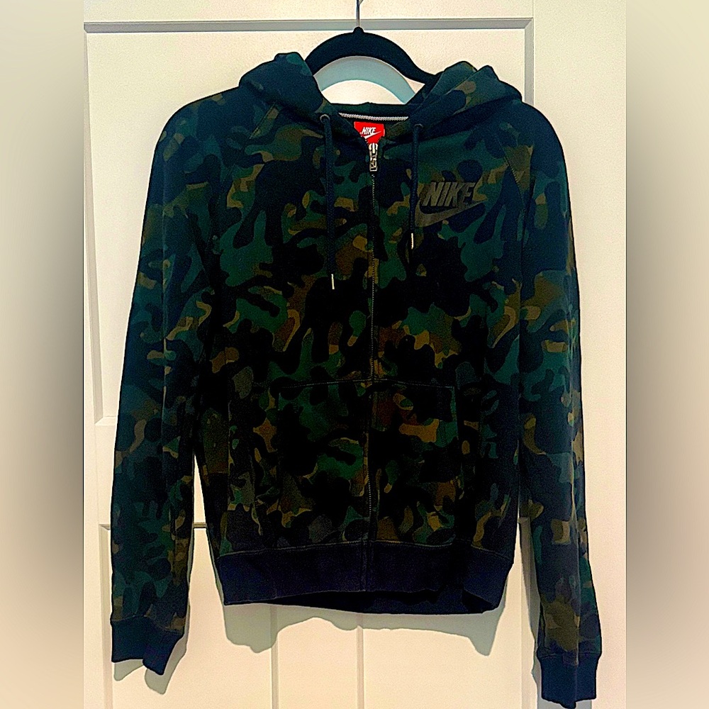 Nike Camo Olive Green zipper Jacket